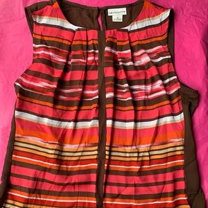Liz Clairbourn sleeveless top size Medium